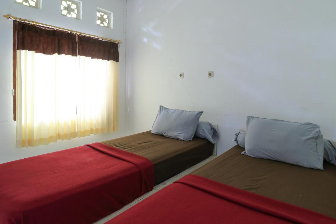 Guest House Rumah Lombok Syariah Матарам Екстер'єр фото